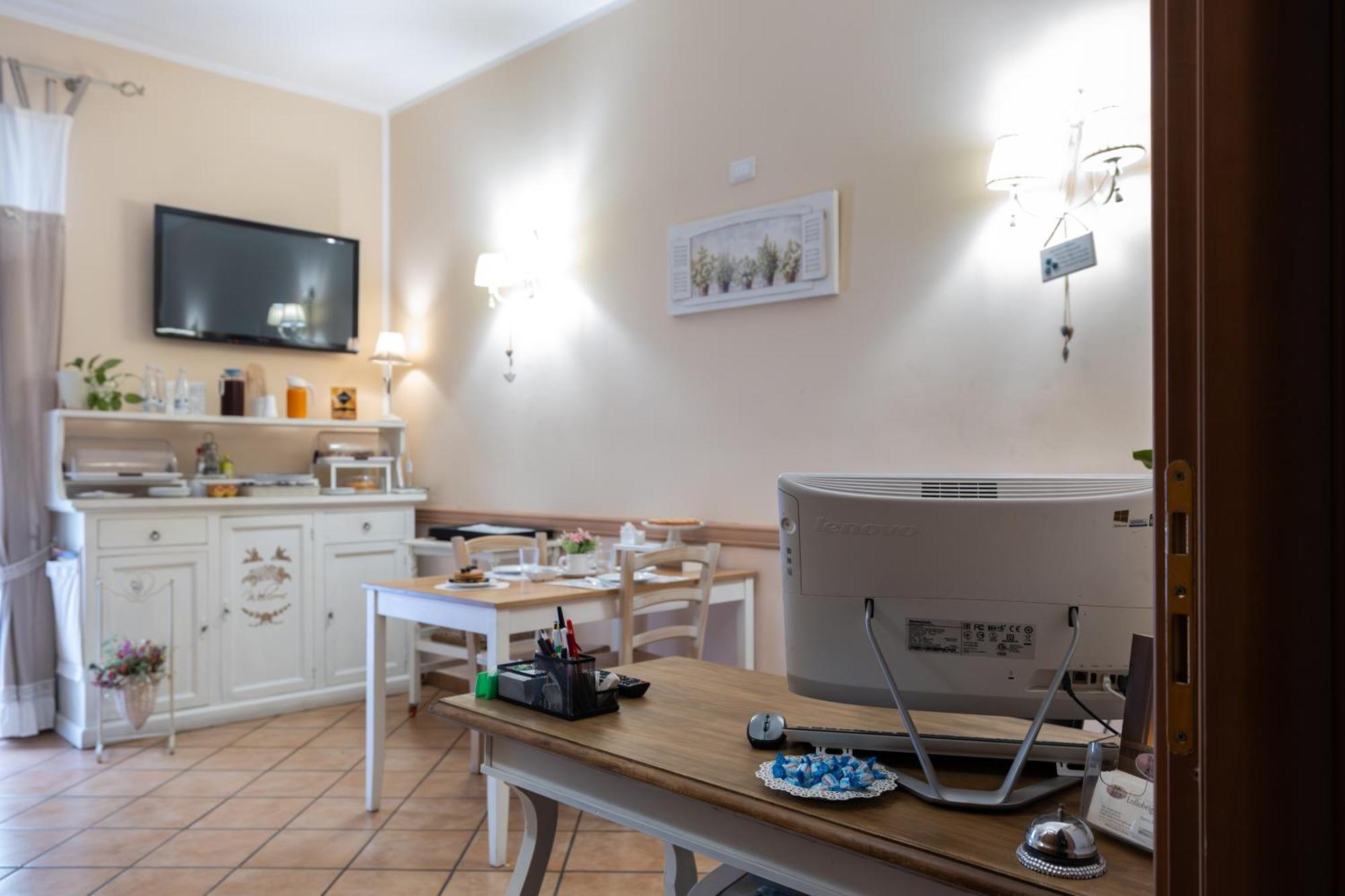 Casa Lollobrigida Bed & Breakfast Ciampino Ngoại thất bức ảnh