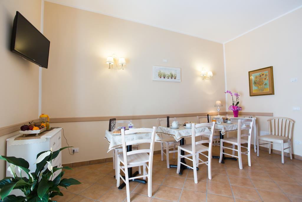 Casa Lollobrigida Bed & Breakfast Ciampino Ngoại thất bức ảnh